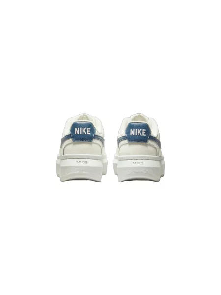 Félcipő Nike fehér