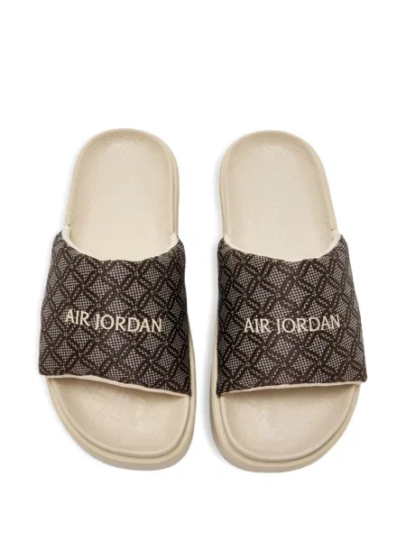 Мрежести чехли Nike с принт с пейсли десен оранжево