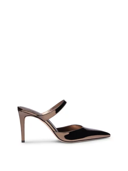 Klapki mules Stuart Weitzman skórzane brązowe