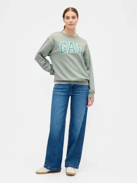Суитчър Gap с автограф