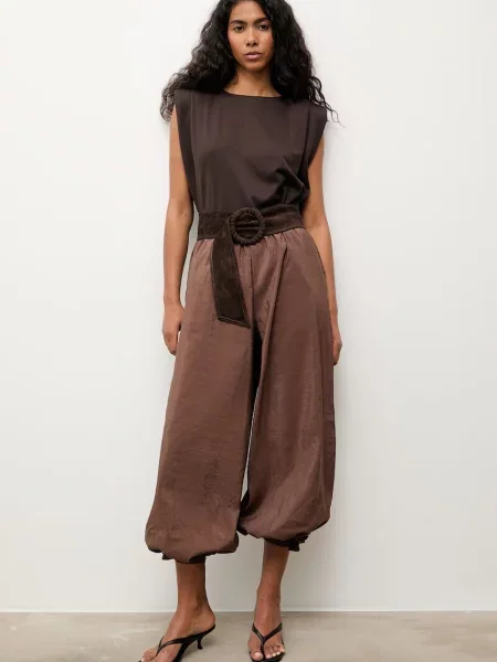 Answear.LAB hlače za žene smeđa