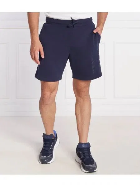 Pantaloni scurți