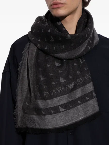 Fular Emporio Armani cu franjuri gri