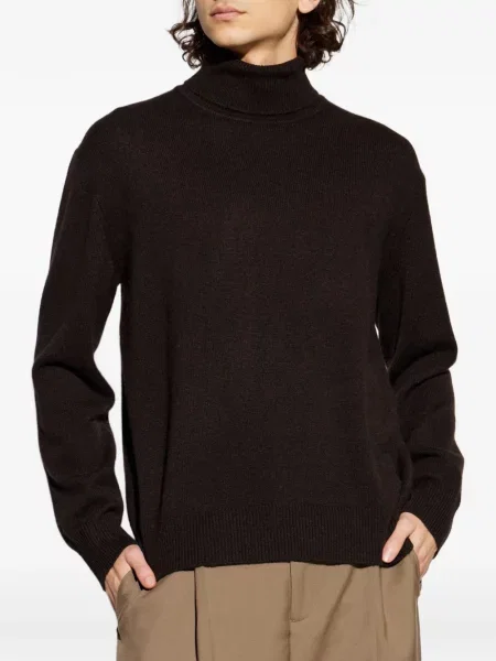 Pulover Lisa Yang maro