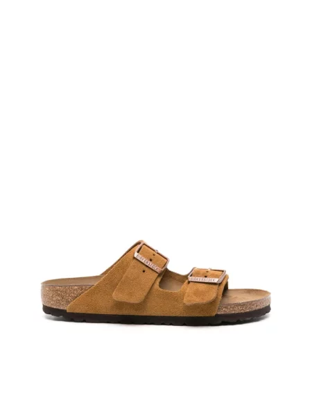 Klapki Birkenstock zamszowe brązowe