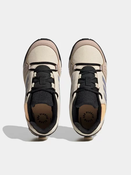 Детские кроссовки Adidas бежевые