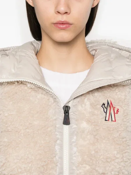 Елек Moncler Grenoble