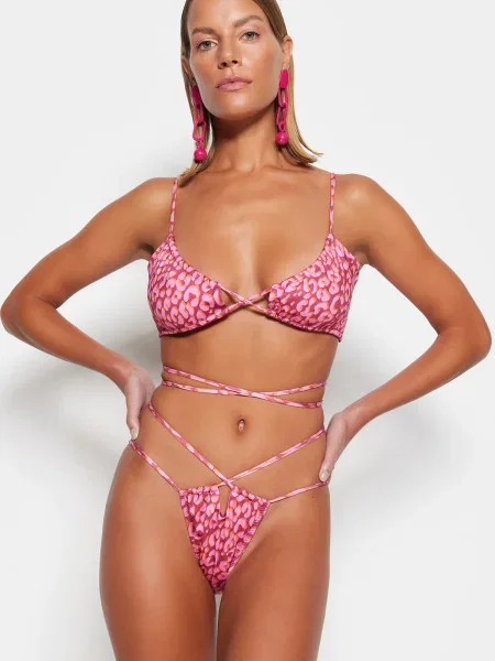 Top Trendyol z nadrukiem z nadrukiem zwierzęcym wiązany