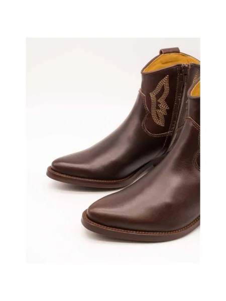 Pantofi Dakota Boots maro