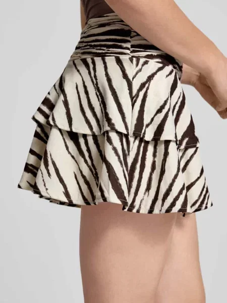 Spódnica mini z mieszanki w efekcie stopniowania Gina Tricot biała