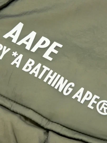 Reversibil geacă Aape By A Bathing Ape cu imagine cu model camuflaj gri