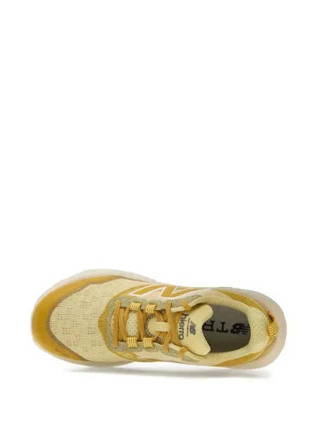 Sneakers New Balance FuelCell με κορδόνια με δαντέλα λευκό