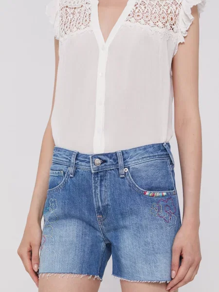 Kraťasy Pepe Jeans s aplikací medium waist modré