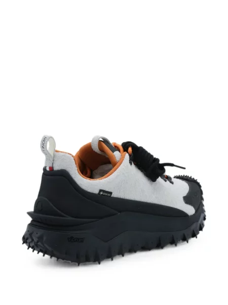 Sneakerși Moncler Trailgrip alb