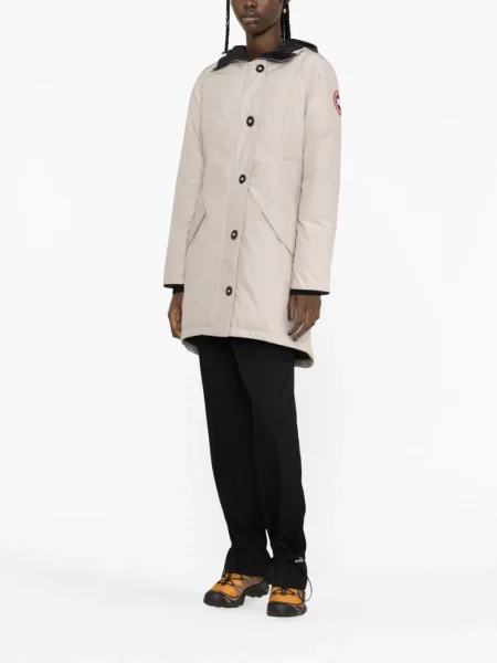Paltas Canada Goose su gobtuvu