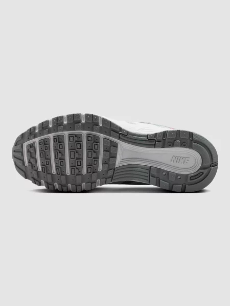 Повседневные кроссовки Nike белые