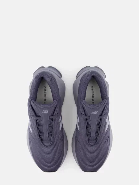 Повседневные кроссовки New Balance фиолетовые