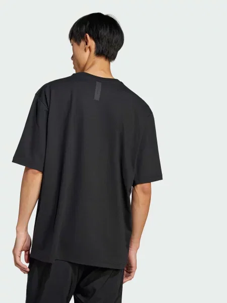 Футболка Adidas черная