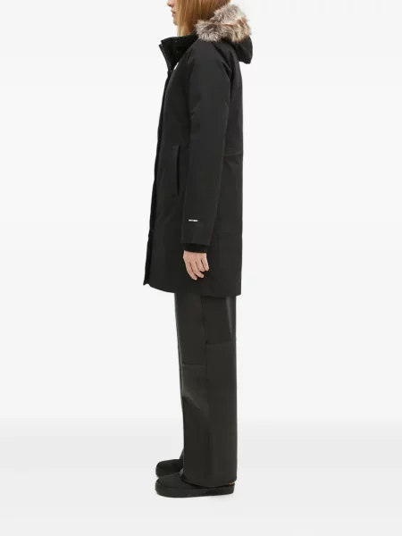 Geacă The North Face cu glugă cu blană negru
