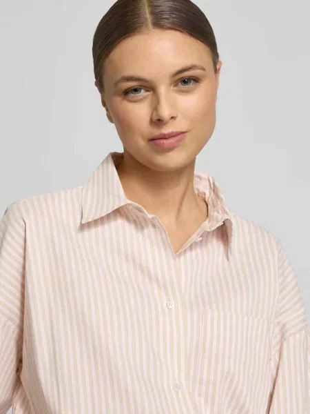 Bluzka koszulowa o kroju regular fit z kołnierzykiem koszulowym Opus