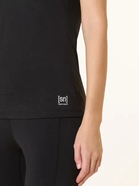 Top Super.natural z wełny merino czarny