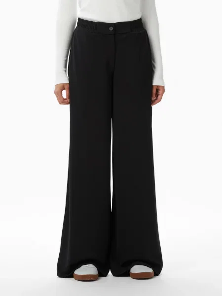 Штани палаццо Lacoste чорний