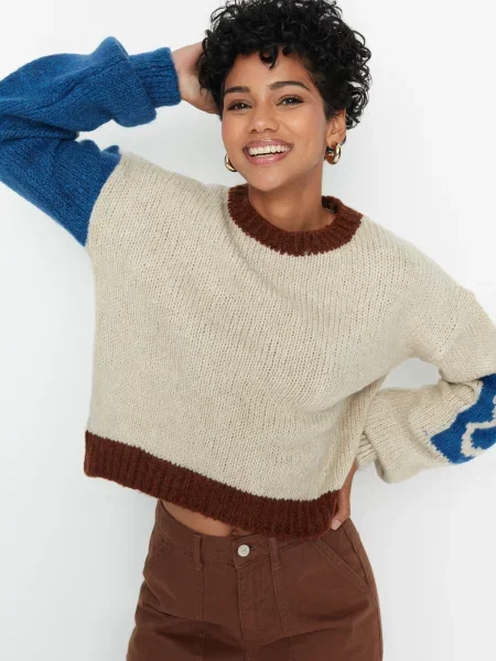 Pulover Trendyol din jacard cu strasuri