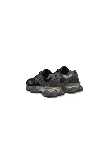 Sneakersy New Balance čierna