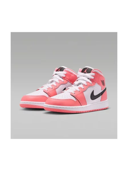 Pantofi Nike roz