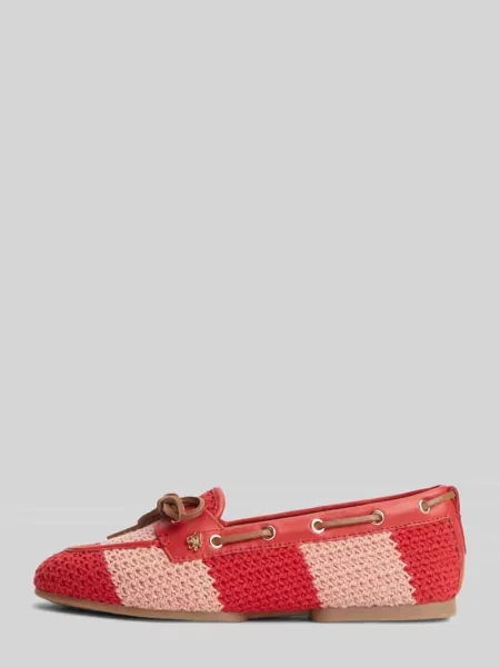 Loafersy o fakturze z kokardą Tommy Hilfiger czerwone