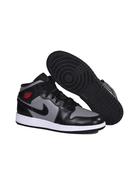 Retro tenisky Nike Air Jordan čierna
