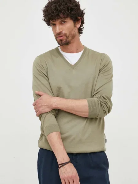 Вълнен пуловер BOSS мъжки от лека материя зелено