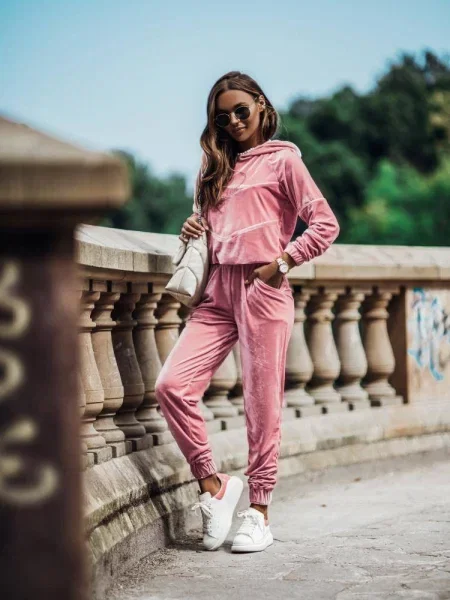 Pantaloni sport Cocomore roz