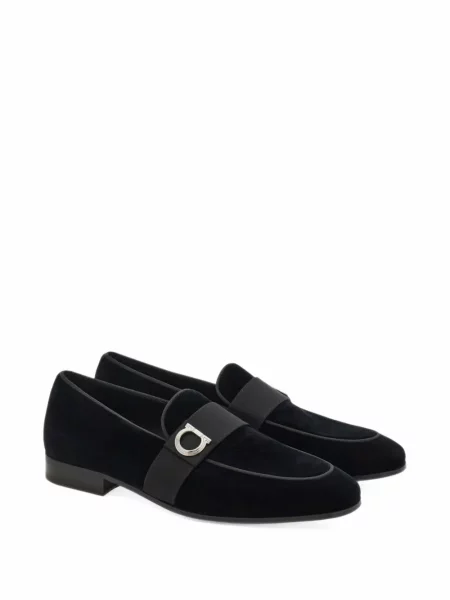 Loafersy Ferragamo čierna