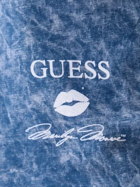 Футболка Guess