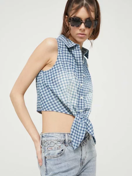 Риза Guess Originals дамска със стандартна кройка с класическа яка синьо