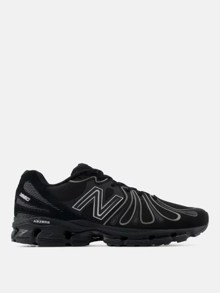 Кросівки New Balance чорні