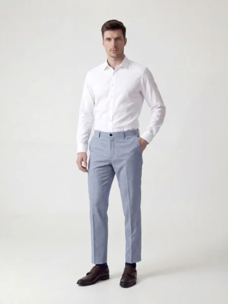 Reserved Pantaloni clasici slim albastru-deschis albastru