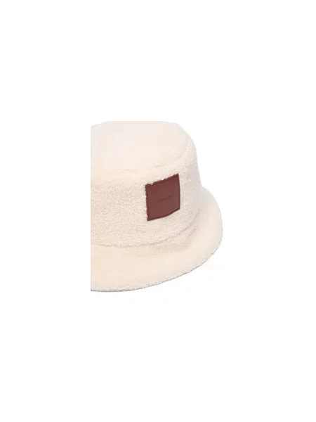 Klobuk Calvin Klein All-Over Sherpa W/ Patch Bucket Kremna