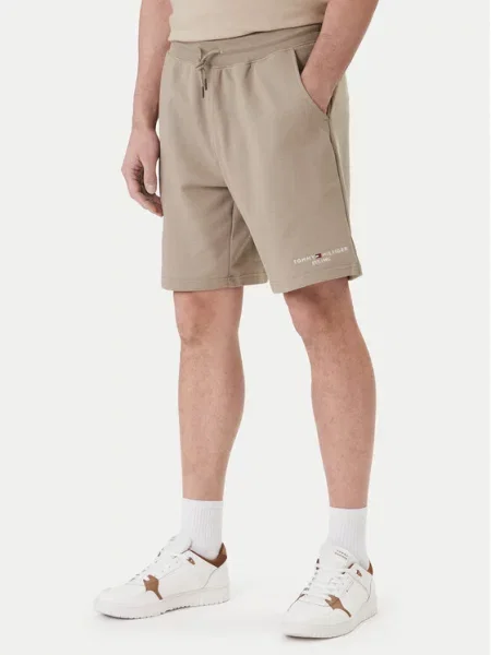 Tommy Hilfiger Спортни шорти Logo бежов