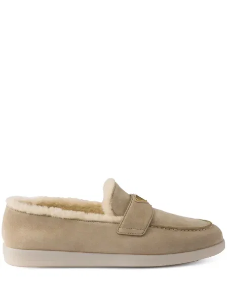 Pantofi loafer Prada din piele de căprioară