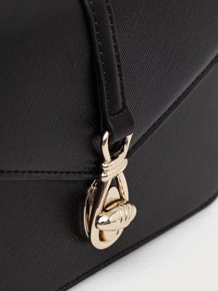 Кожаная сумка через плечо Steve Madden