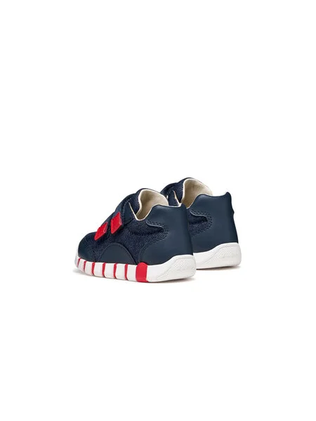 Sneakersy Geox B Iupidoo Boy Tmavomodrá