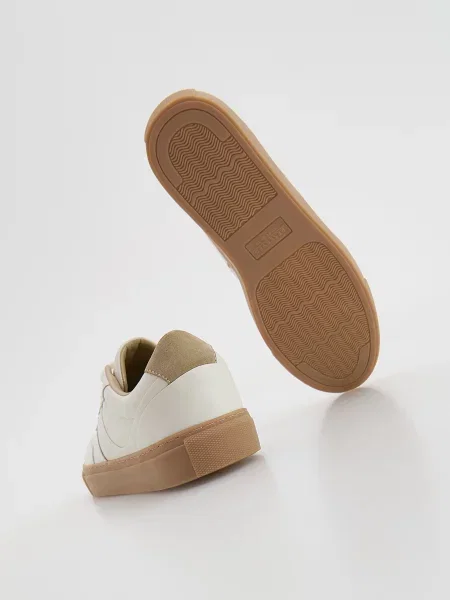 Кожаные кроссовки Reserved