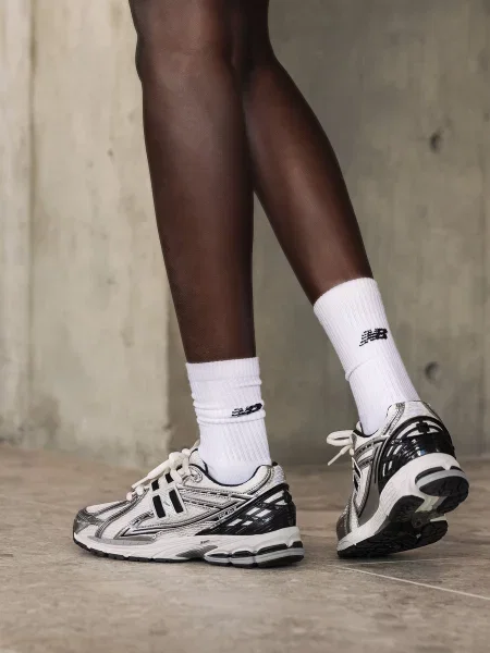 Повседневные кроссовки New Balance серые