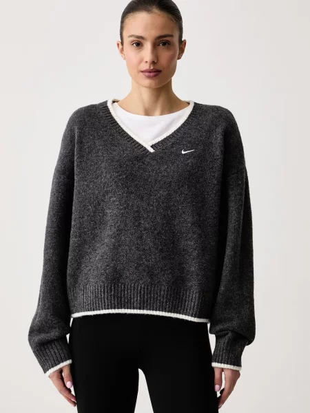 Nike Sportswear sweter z dodatkiem wełny Chill Knit szary