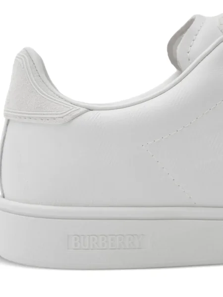 Sneakerși Burberry din piele în carouri alb