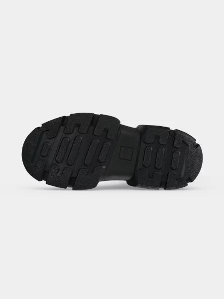 Dr. Martens Šnurovacie čižmy čierna