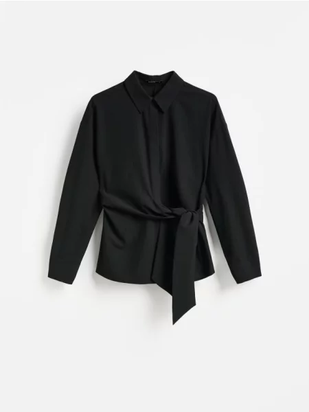 Reserved Tricou cu fundă negru