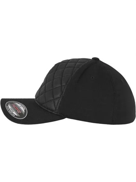 Șapcă Flexfit negru
